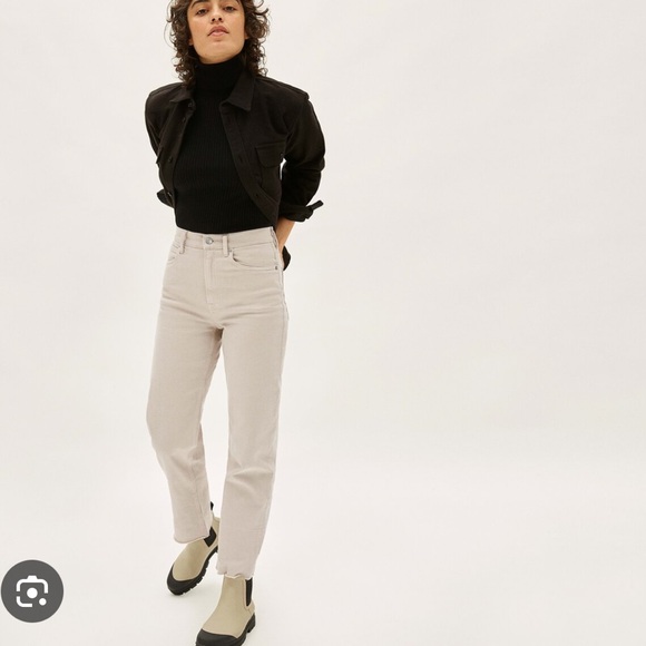 Everlane Way-High Jean in flax - Picture 2 of 7